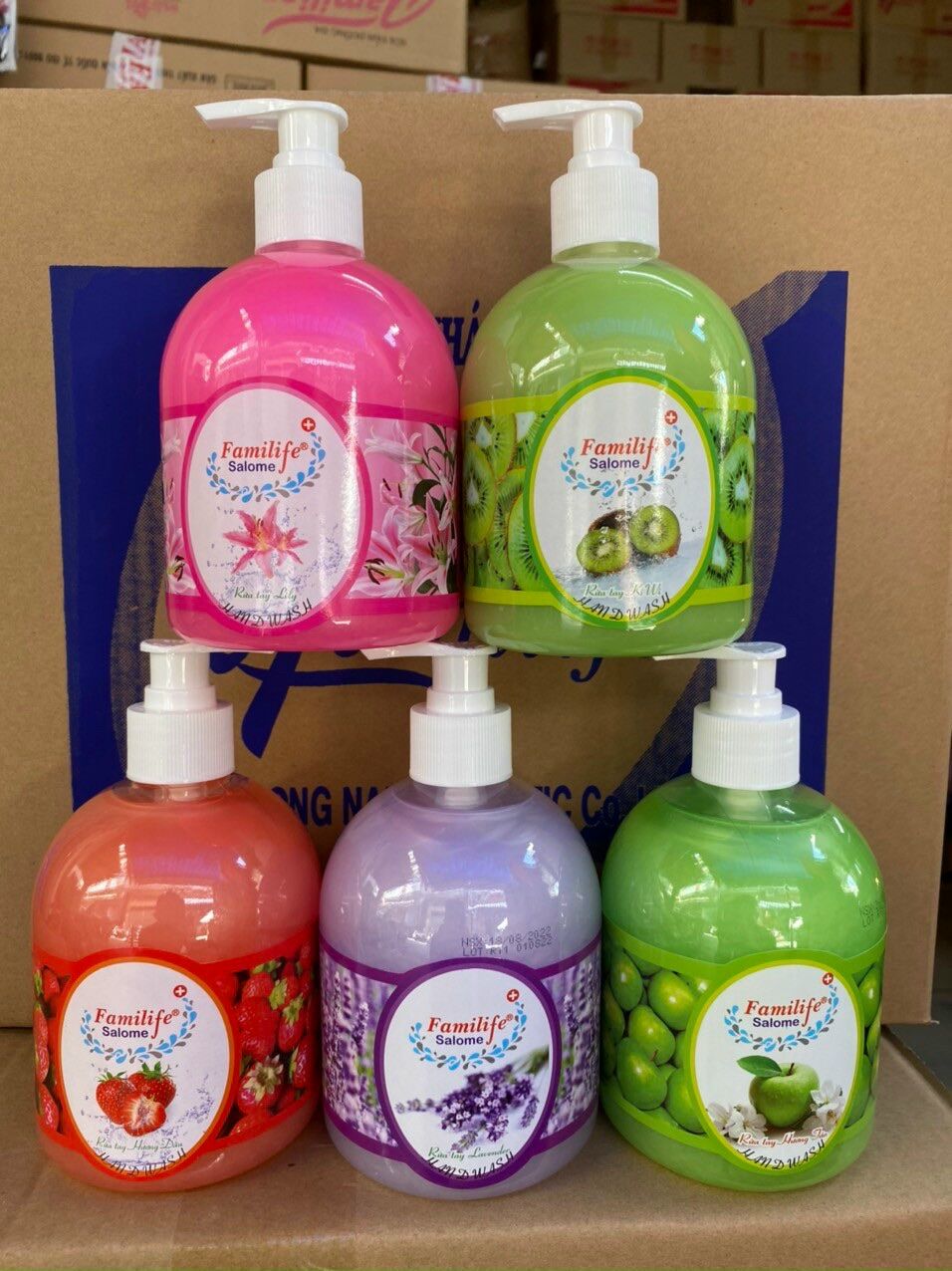 Sữa rửa tay hương hoa và trái cây familife 500ml diệt khuẩn