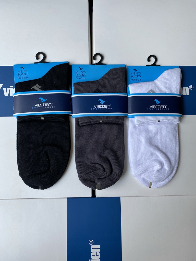 Tất/Vớ nam Việt Tiến