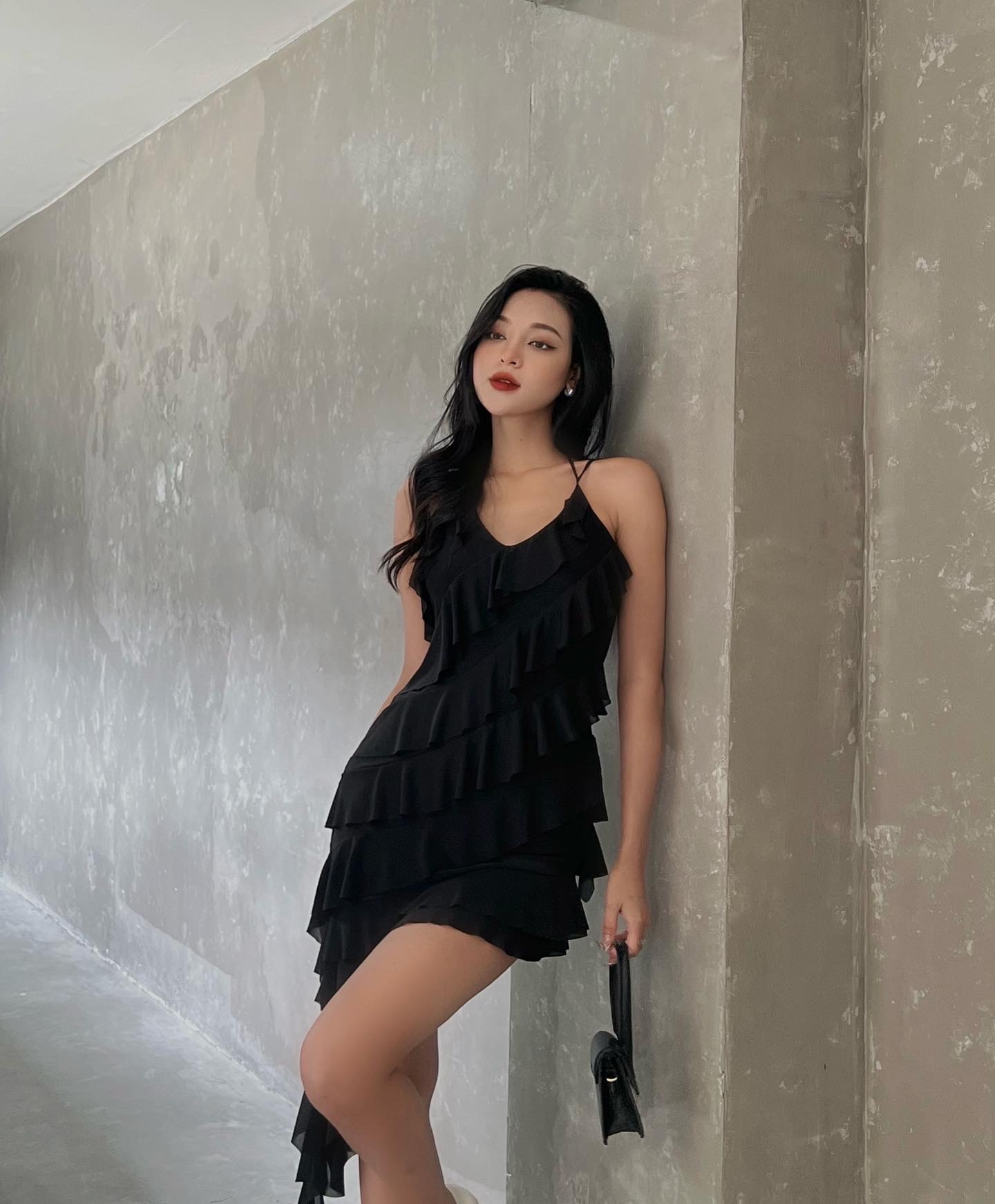 Lemonchicvn - đầm bèo hai dây vạt chéo - d244