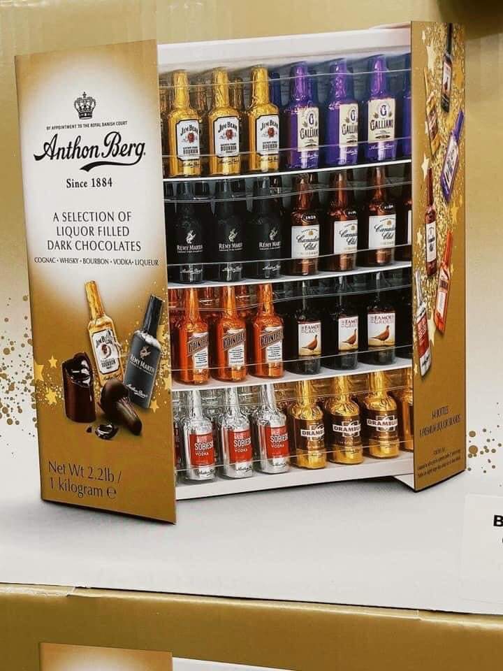 SOCOLA RƯỢU SET 64 CHAI