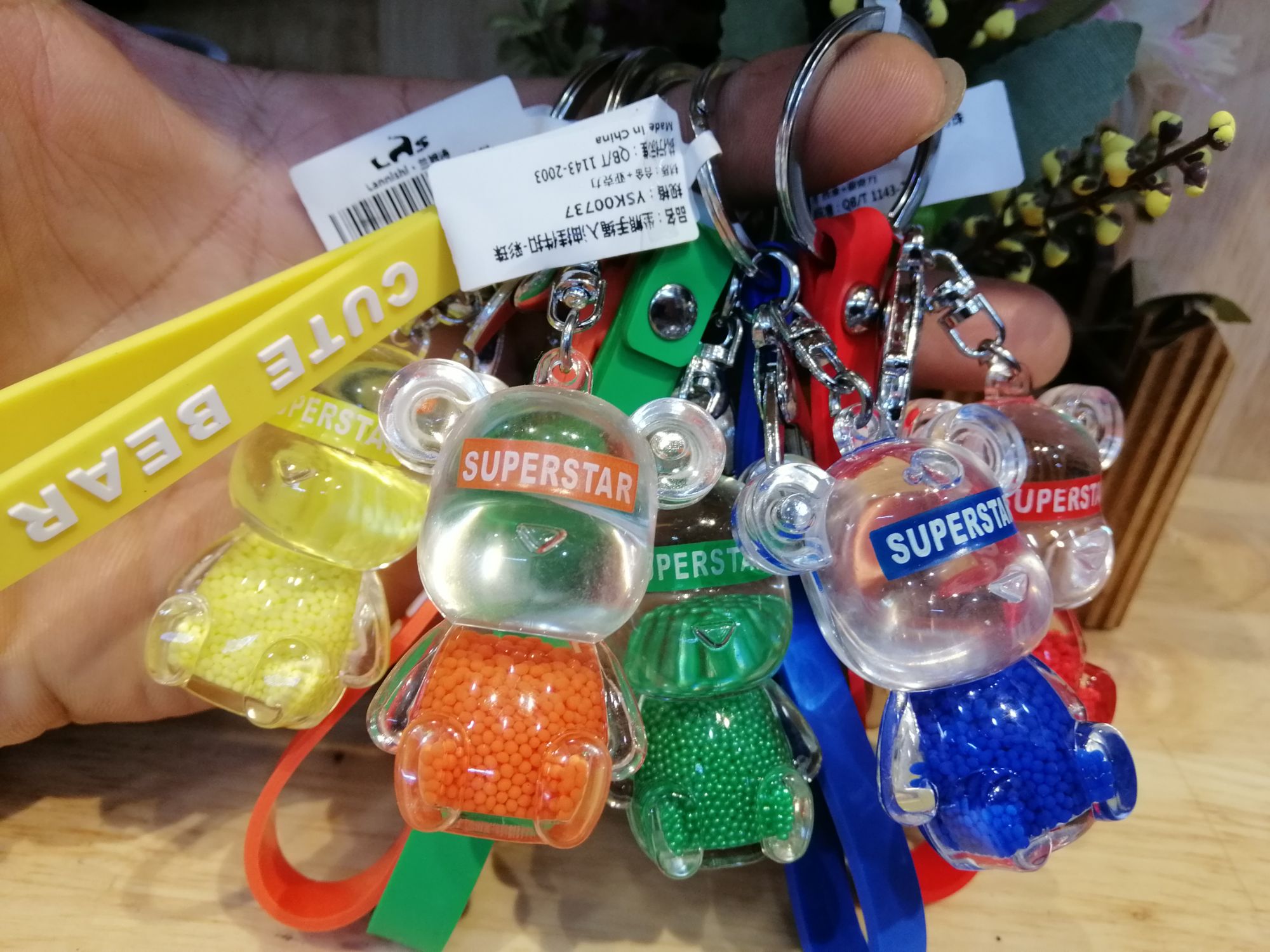 MÓC KHÓA NƯỚC MÔ HÌNH CON GẤU CUTE BEAR