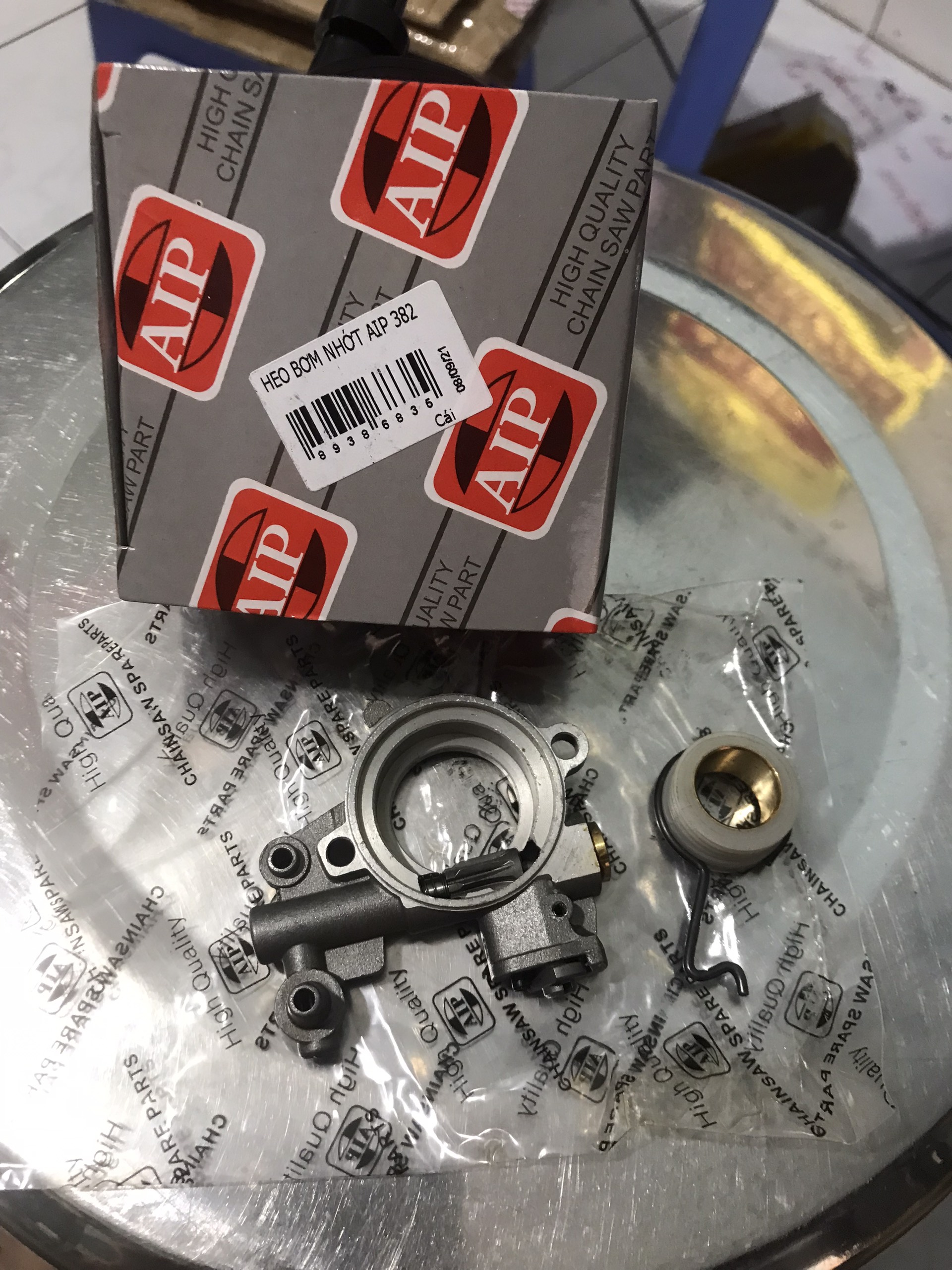 Bộ heo bơm nhớt máy cưa xích stihl ms382
