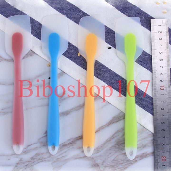 Cây vét bột silicon lưỡi trong 21cm (phới silicon)