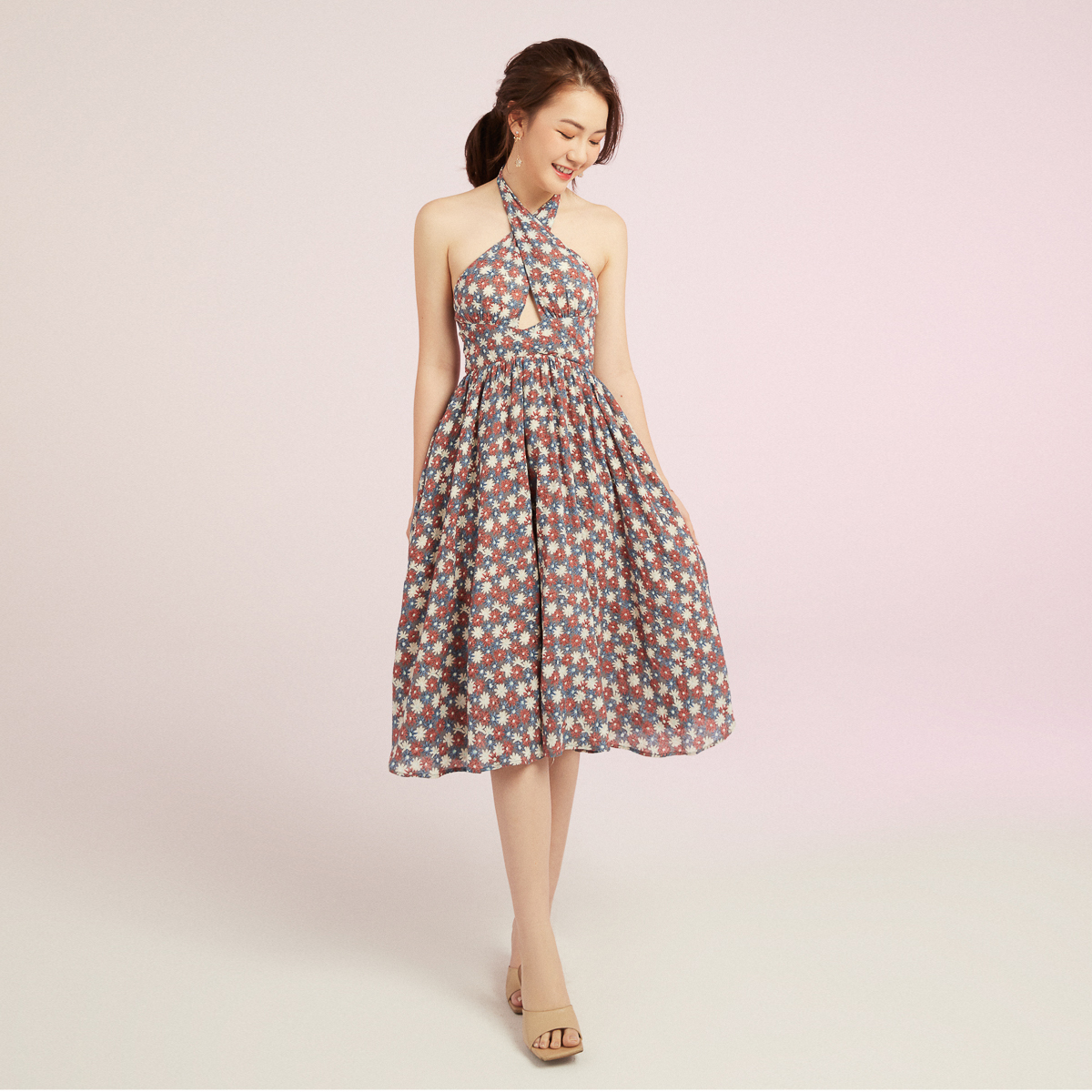 [NHẬP MÃ NOVFALAZSOCIAL02 GIẢM 40K ĐƠN 199K  ] Đầm yếm Maybi cutout dáng xòe