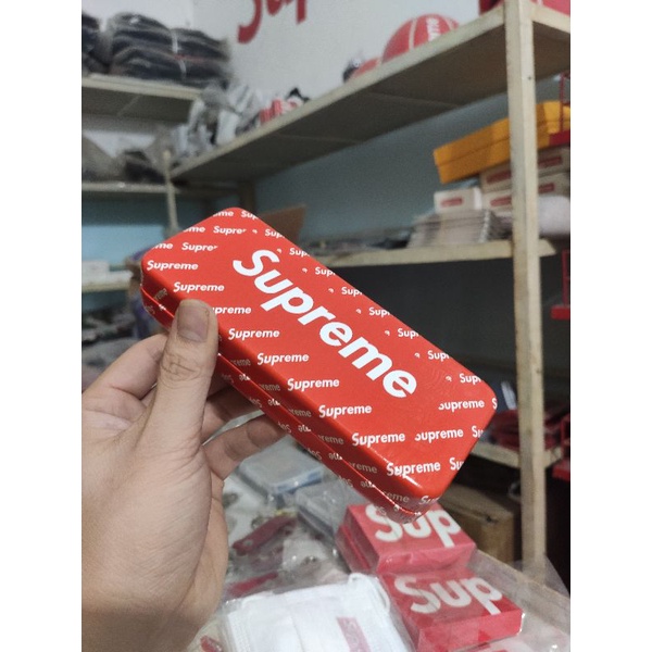 Hộp đựng bút (hộp đựng kính) Supreme