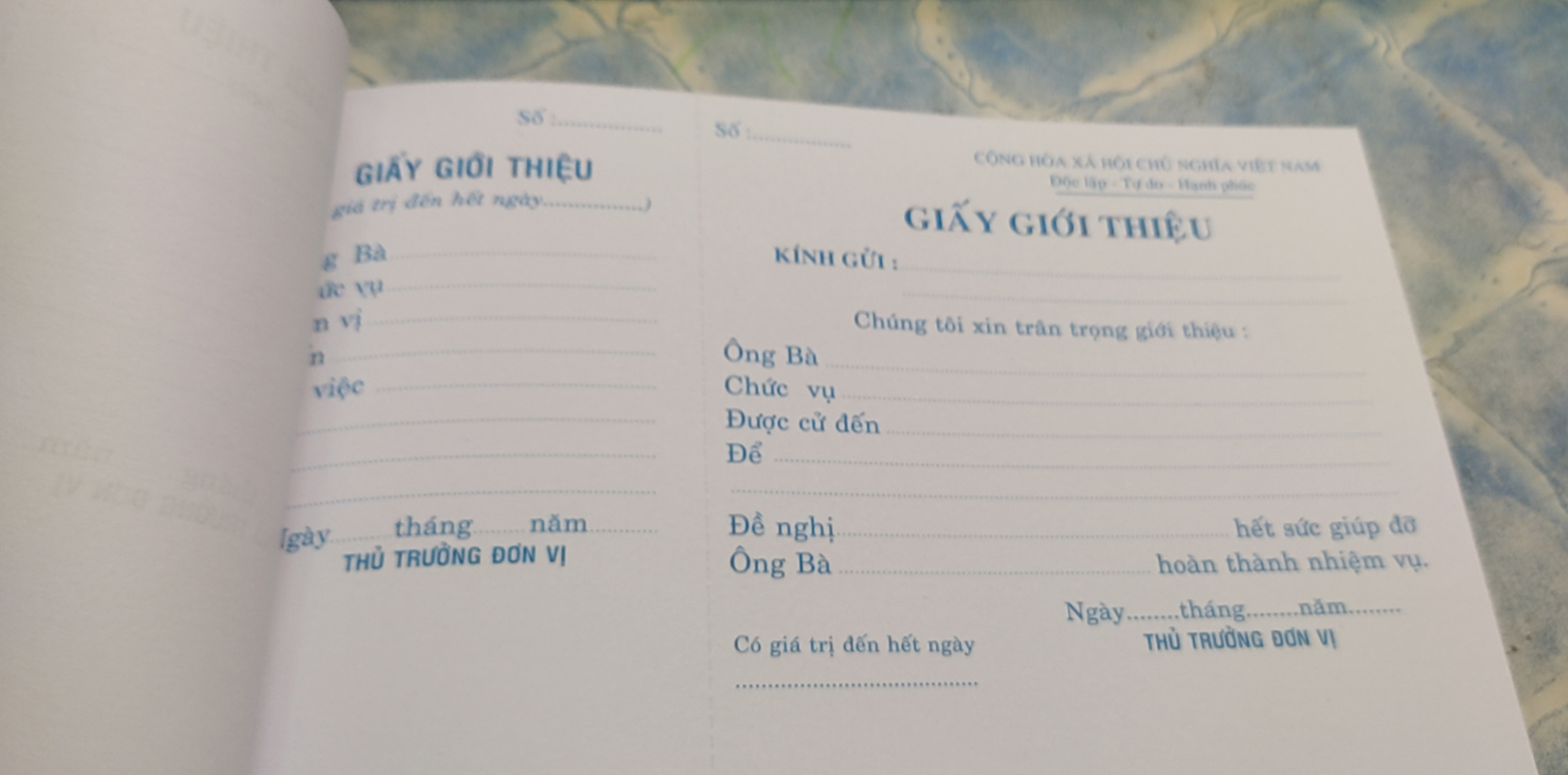 GIẤY GIỚI THIỆU 1 LIÊN. KHỔ 13 X 19 CM