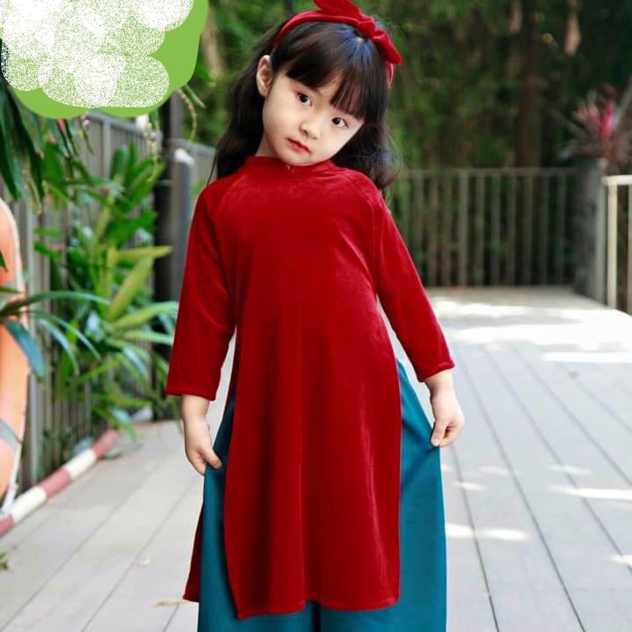 Áo dài nhung màu đỏ đô may sẵn dành cho bé