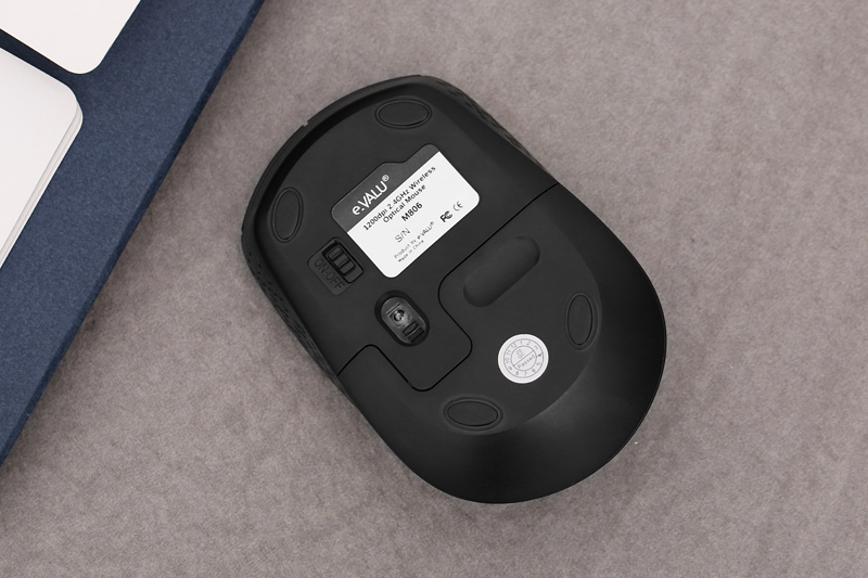 Chuột không dây VTHM806