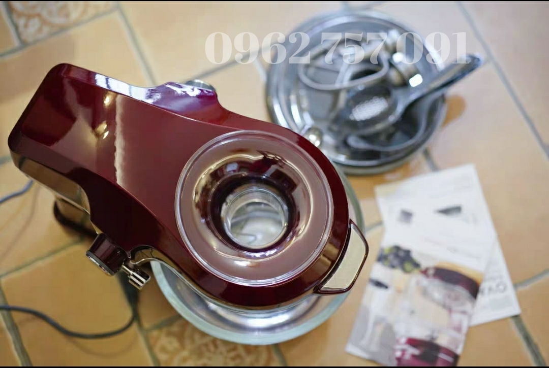 Máy nhào bột đánh trứng Ukoeo 301