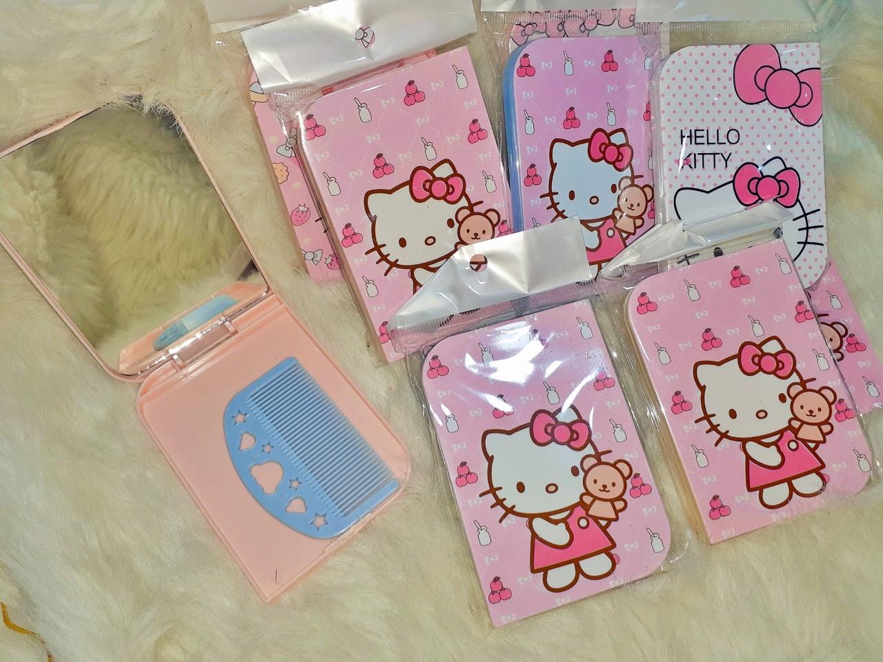 bộ gương + lược Mèo Kitty