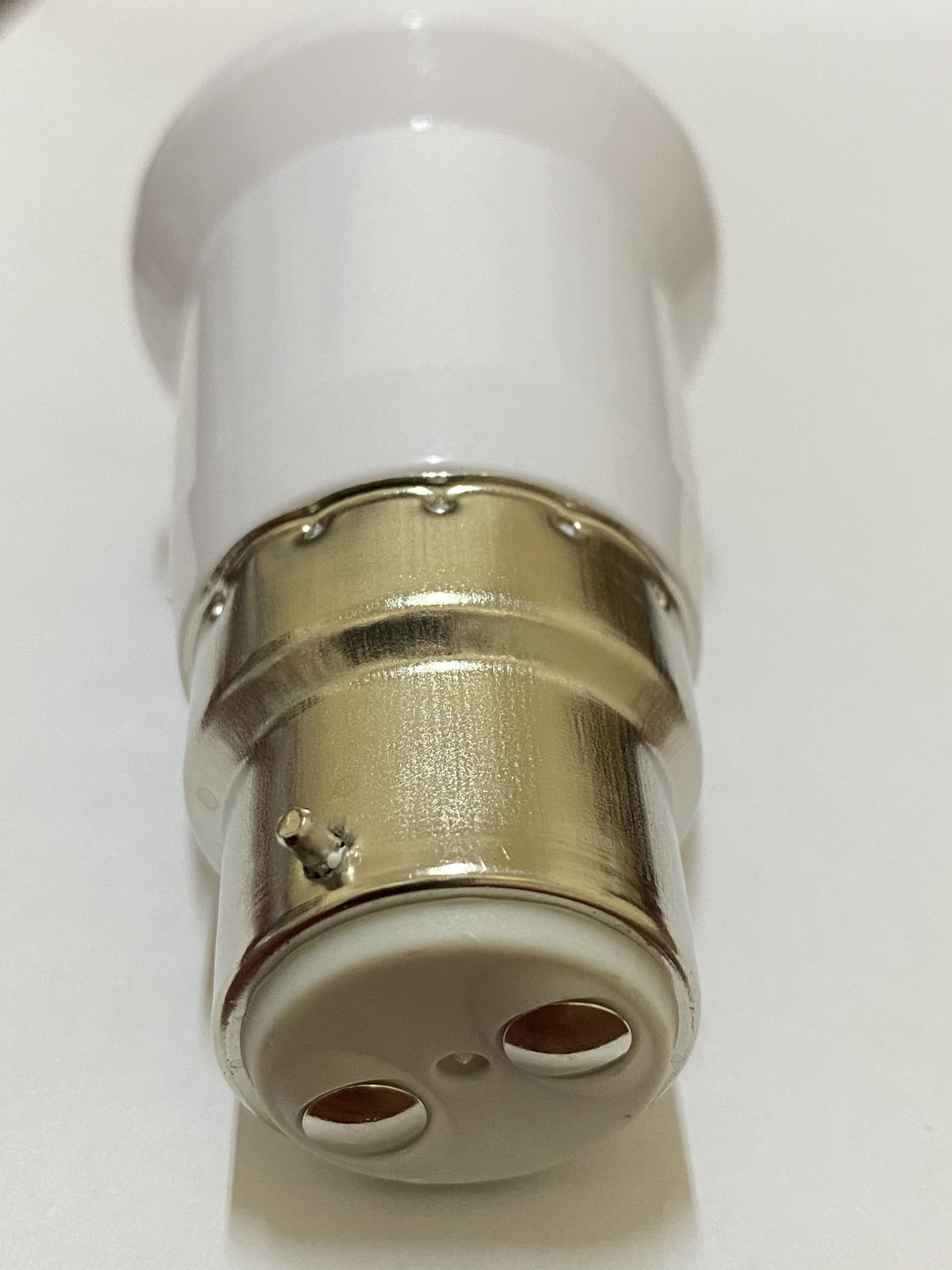 [HCM]Đui đèn B22 sang E27(màu trắng)