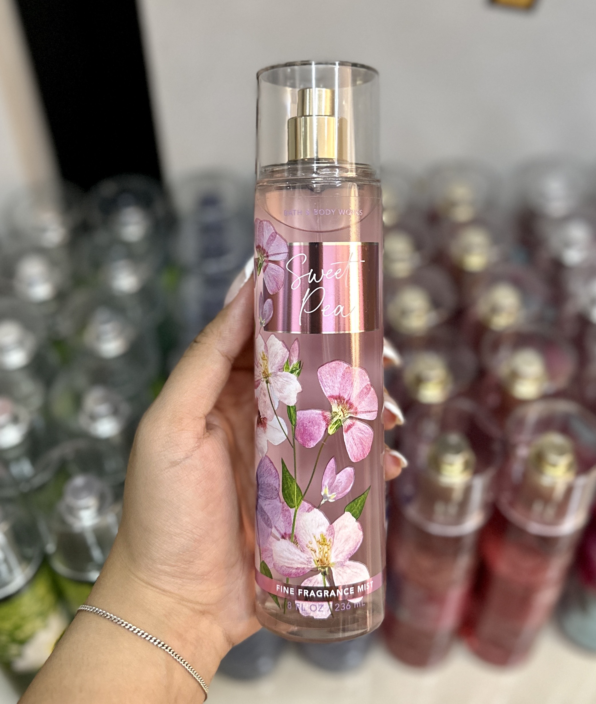 [HCM]Xịt Thơm Toàn Thân Bath and Body Works Sweet Pea Body Mist (236ml)