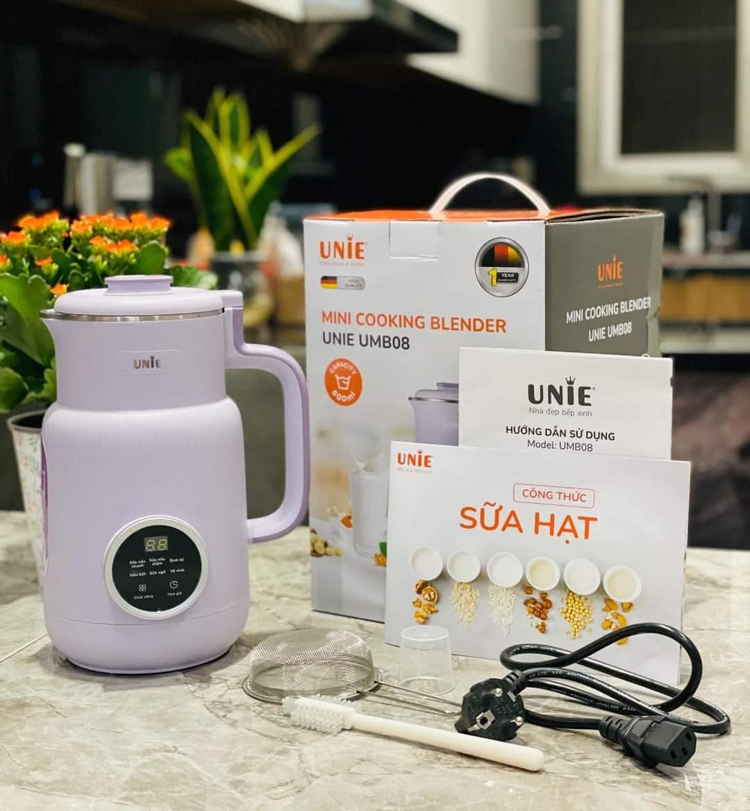 Máy làm sữa hạt UNIE UMB08