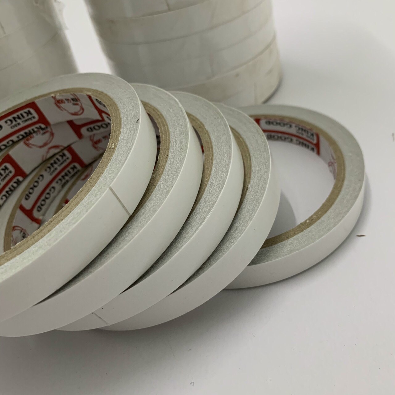 Combo 6 cuộn băng keo 2 mặt màu trắng loại 11m (Khổ 12mm) bám dính cực tốt V63