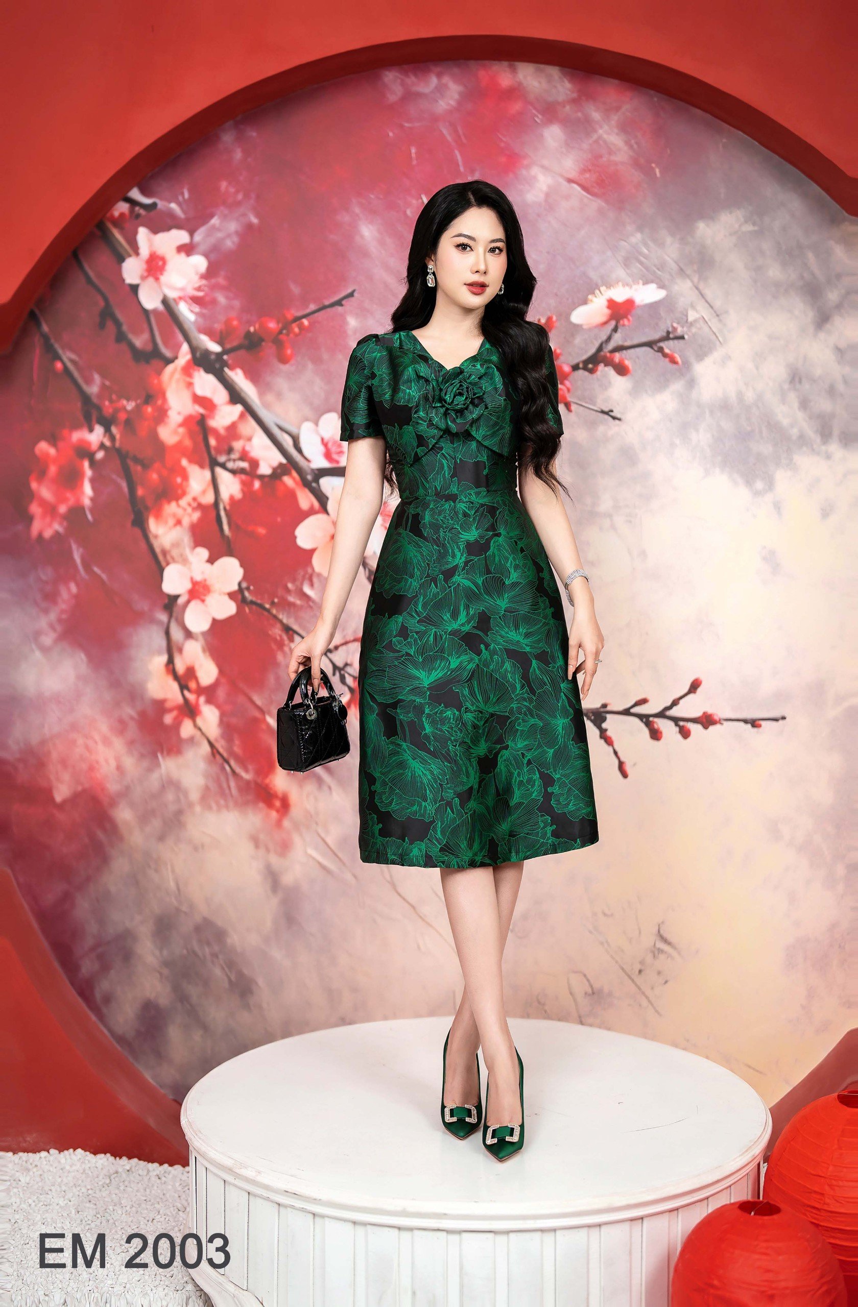 Đầm EMY EM2003 Xoè Gấm Xanh