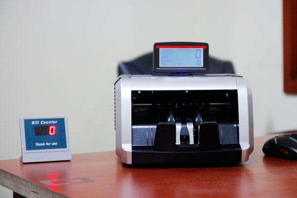 [HCM]Máy đếm tiền Silicon MC-2550