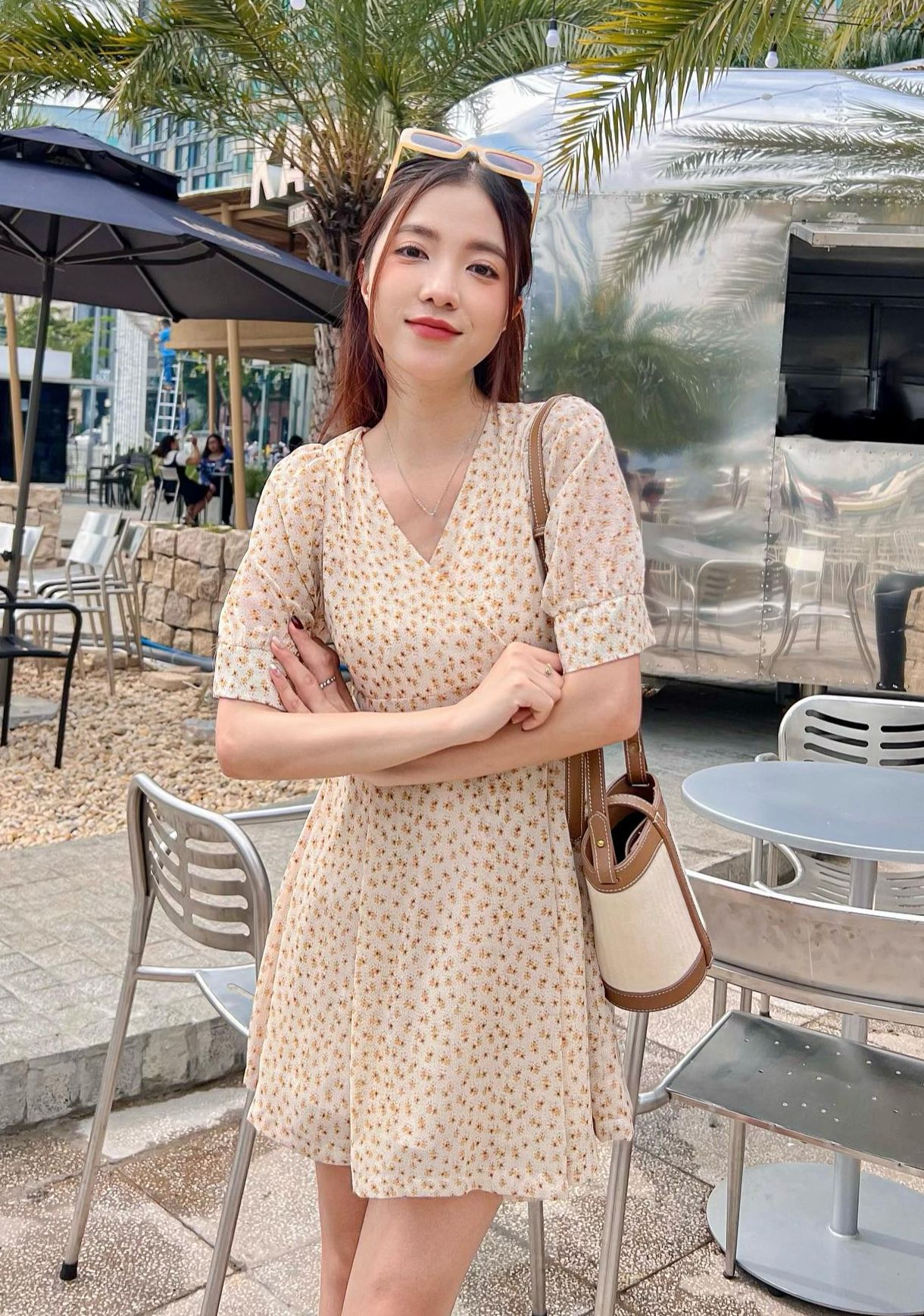 GOLA - Đầm VAMI - Đầm tay phồng cổ V