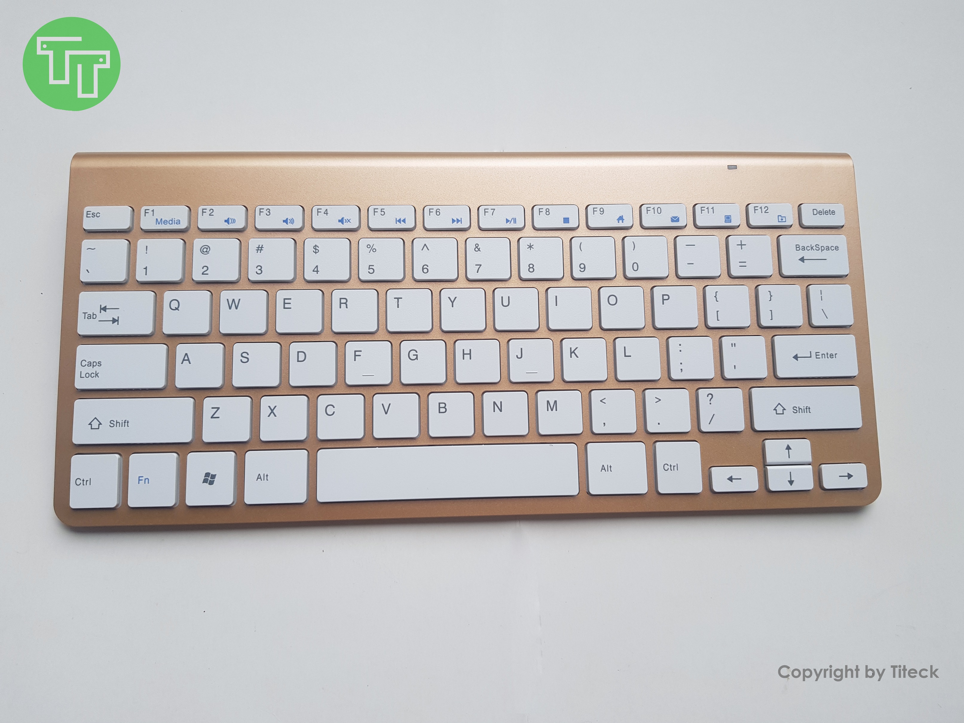 Bàn phím không dây cao cấp dùng cho laptop, PC, Smart TV tăng kèm miếng phủ silicon bảo vệ chống nước, bụi bẩn