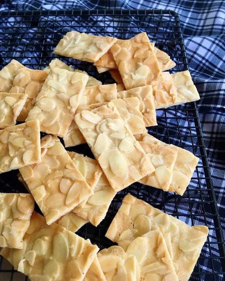 Bánh ngói hạnh nhân (250gr)