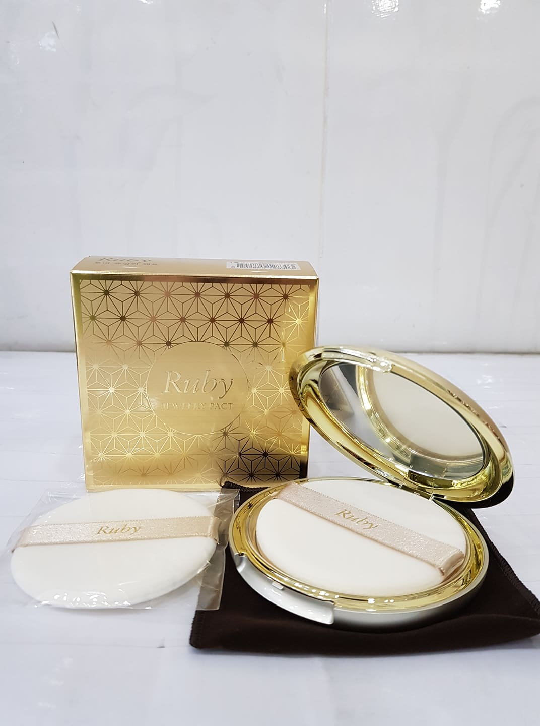 Phấn Phủ Kiềm Dầu Siêu Mịn RUBY Jewelry Pact 22g Hàn Quốc
