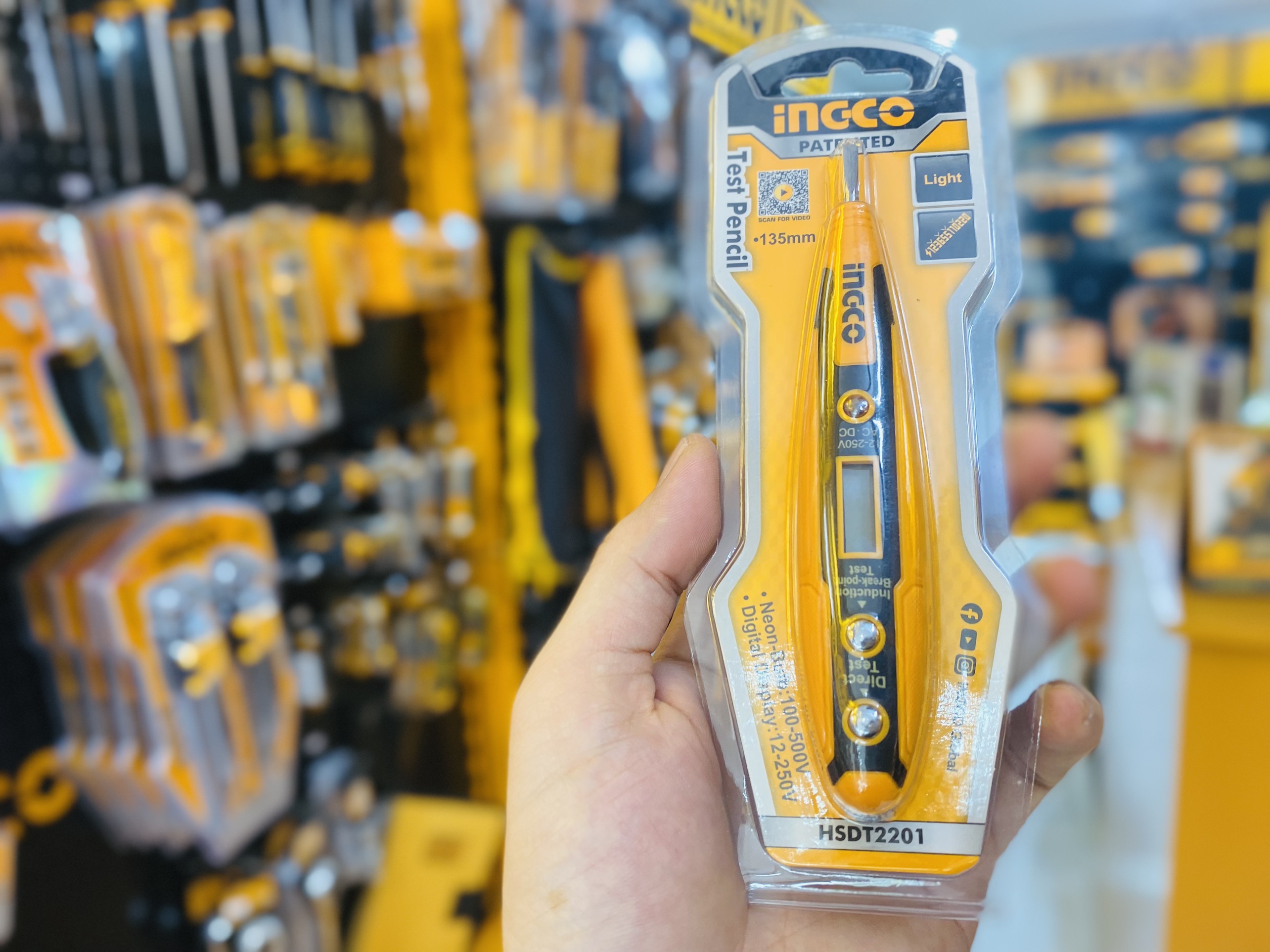 Bút thử điện kỹ thuật số đa năng thông minh INGCO HSDT2201