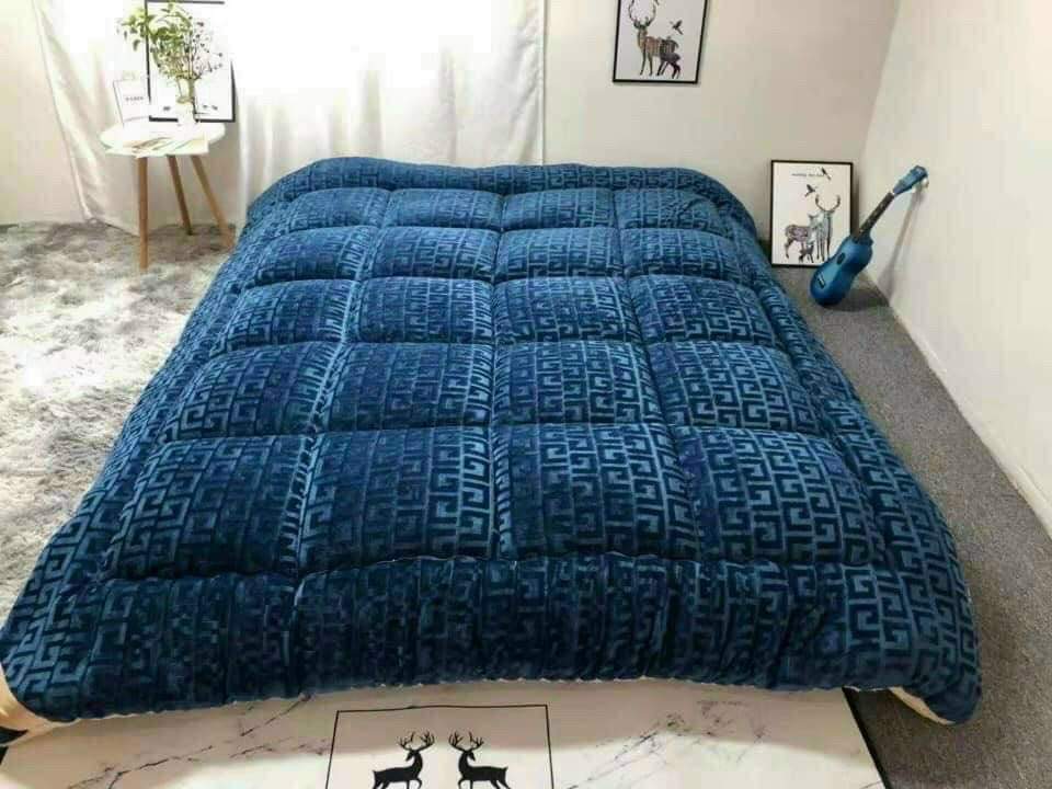 Chăn chữ vạn 3 lớp (siêu ấm)