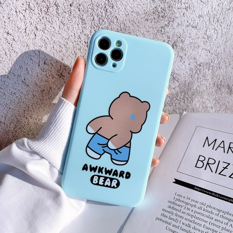 Ốp Lưng Silicon Màu Bảo Vệ Camera AWKWARD Bear