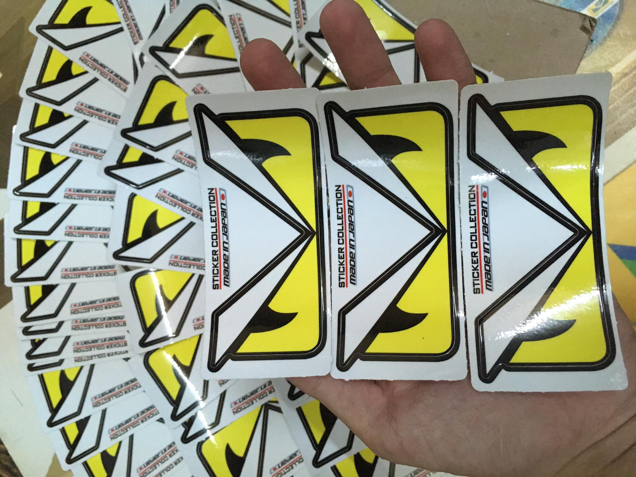 [HCM]COMBO 3 STIKER MẮT FENDI