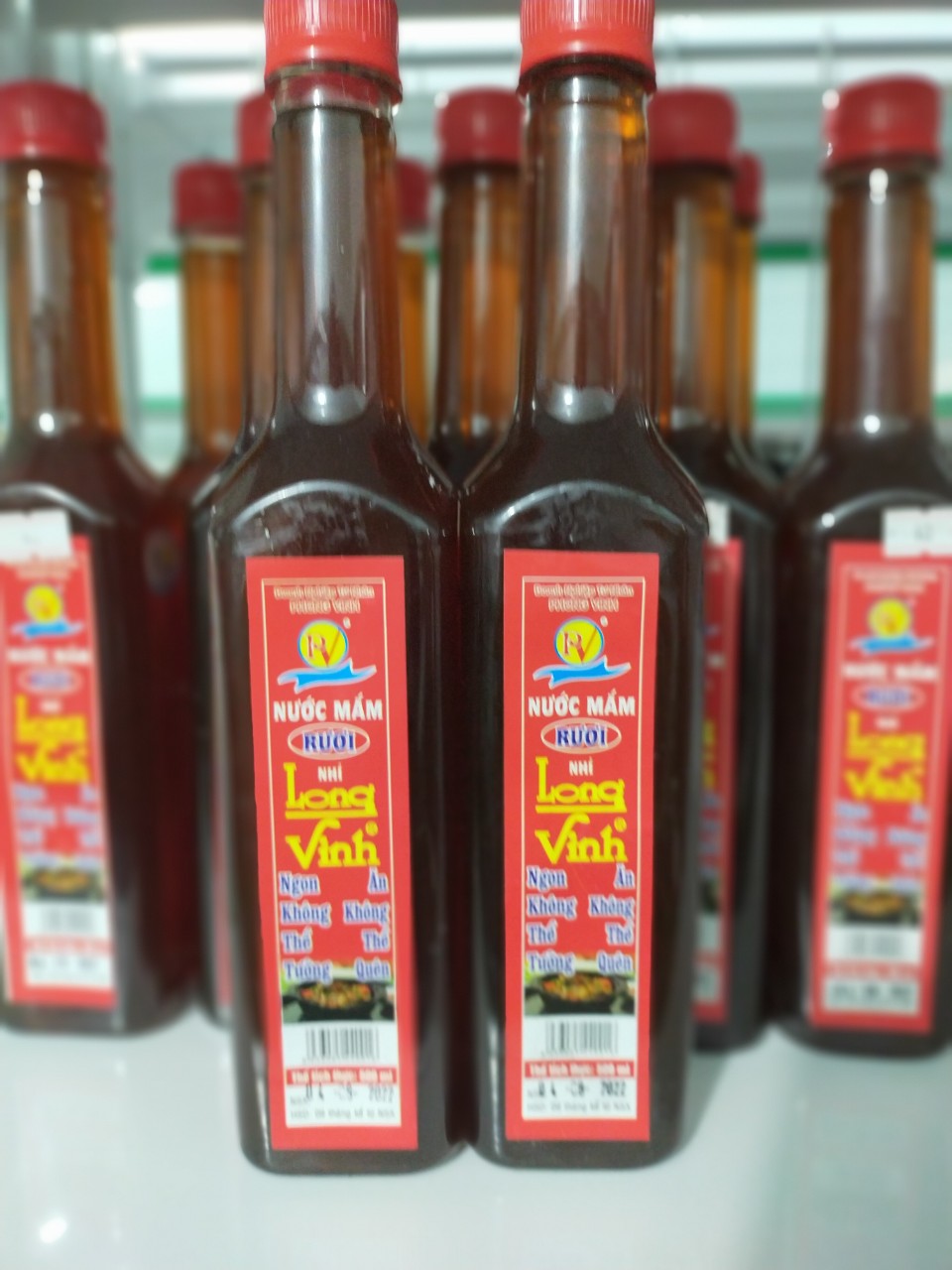 Nước mắm rươi Long Vinh 25 độ đạm (Đặc sản Trà Vinh)