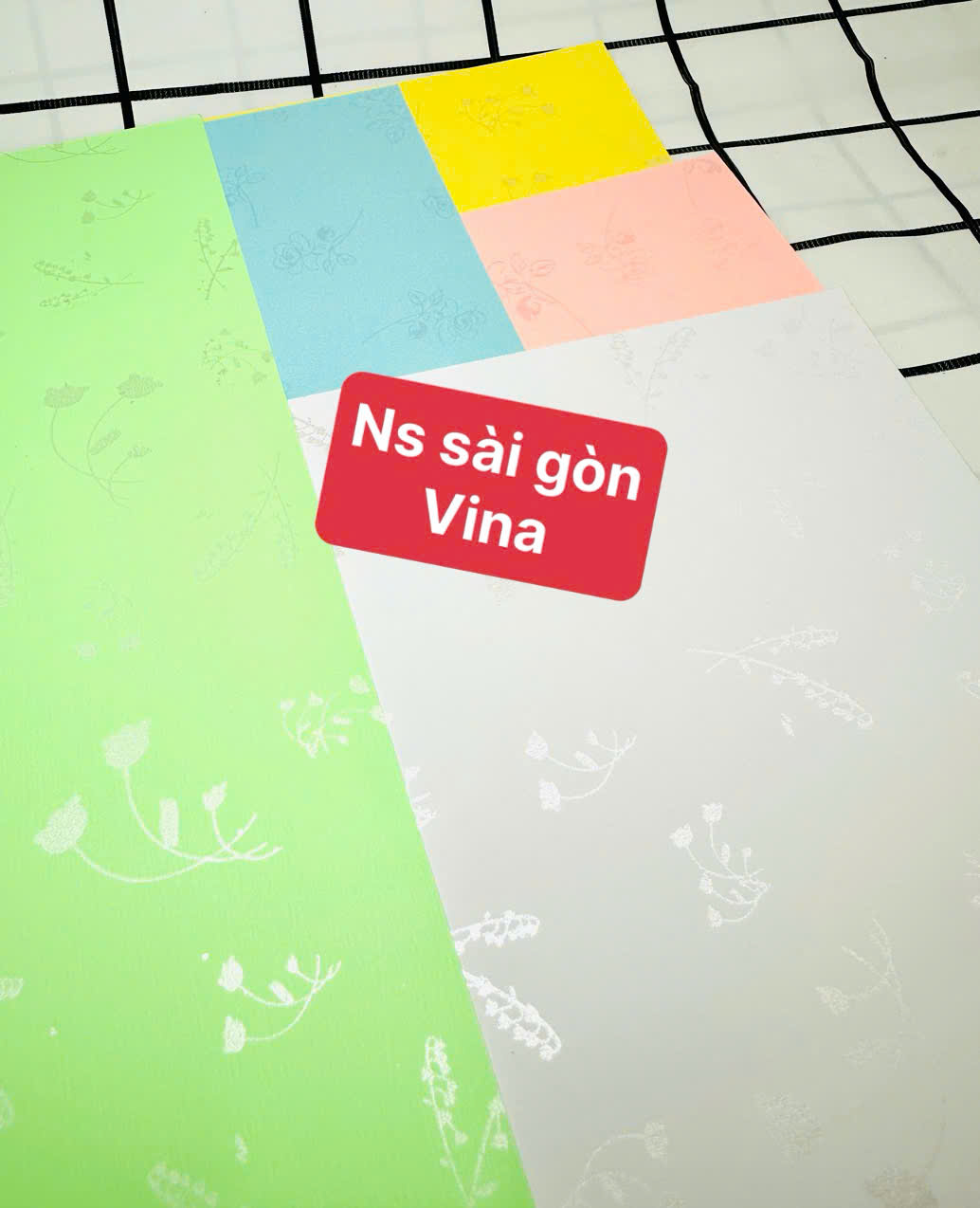 Xấp 30 Tờ Bìa Thơm A4 Dày Có Hoa Văn Đóng Bìa, Làm Thủ Công
