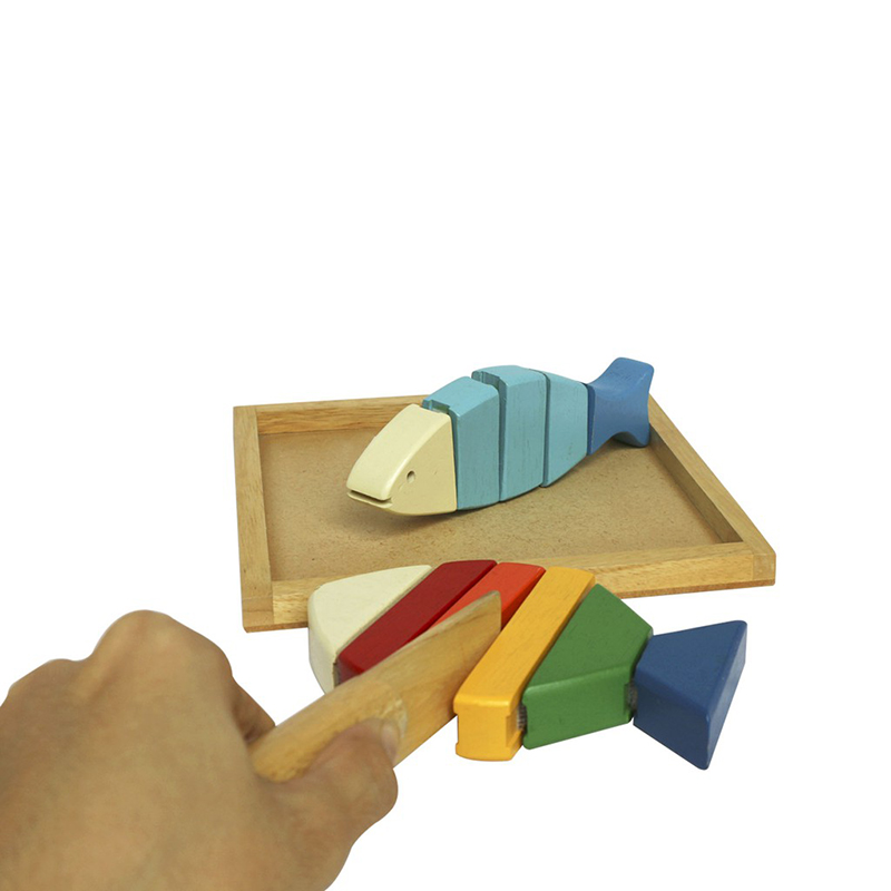 Bộ đồ chơi cắt 2 cá bằng gỗ Winwintoys 63032