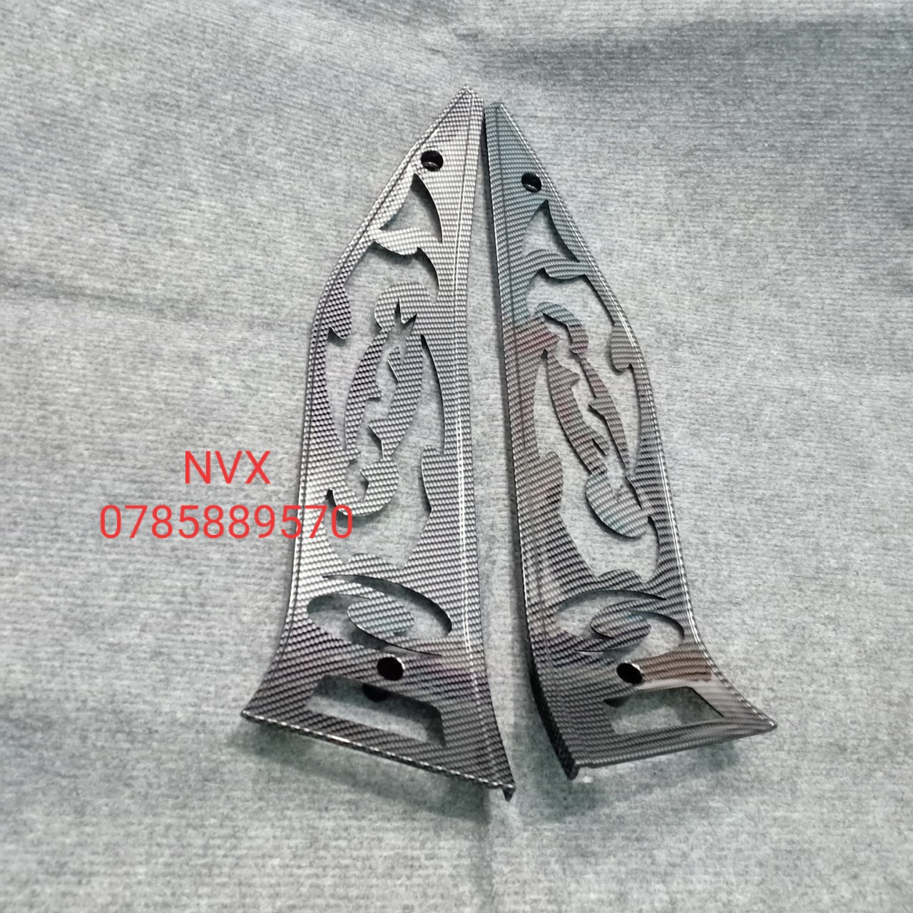 GÁC CHÂN TRƯỚC XE NVX CARBON