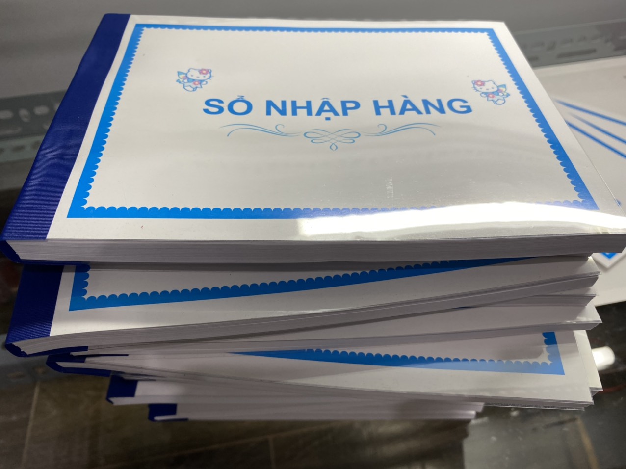 Combo 4 cuốn sổ nhập hàng A5 - [1 cuốn 100 tờ in 1 mặt]