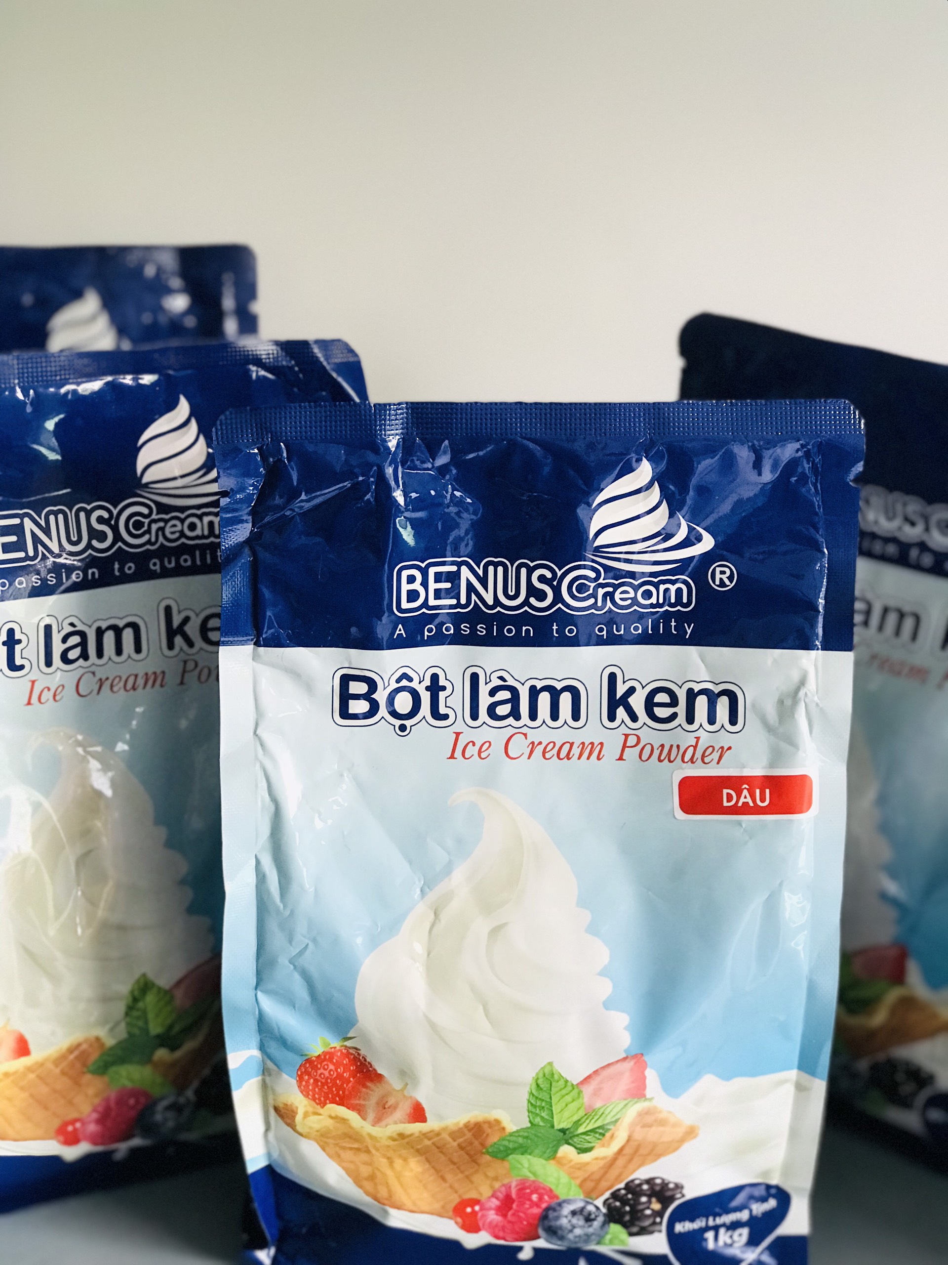 Bột làm kem tươi - Socola