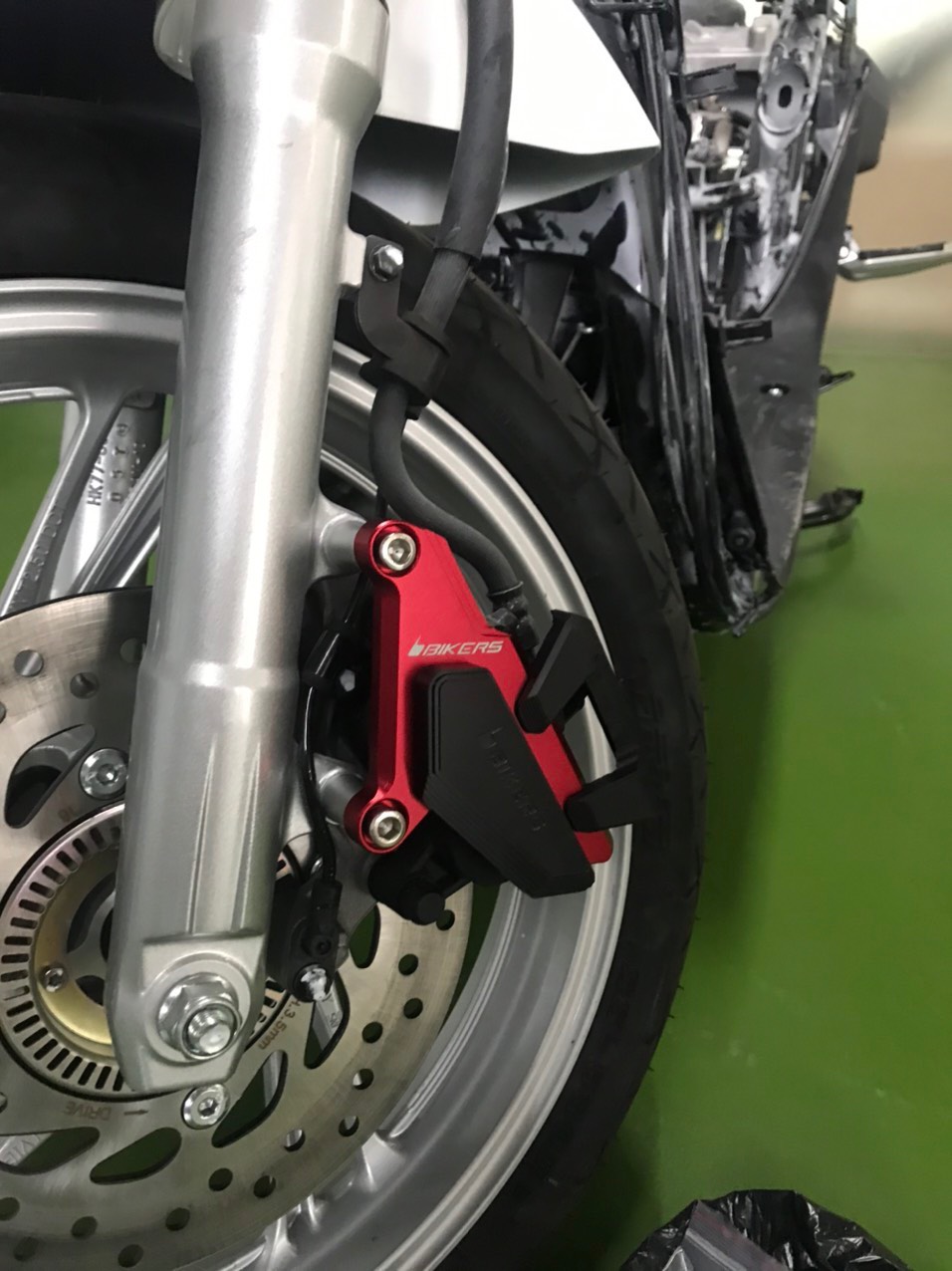 CHE HEO DẦU SH 2012-2020 CNC BIKER THAILAND ( HÀNG ĐẸP)