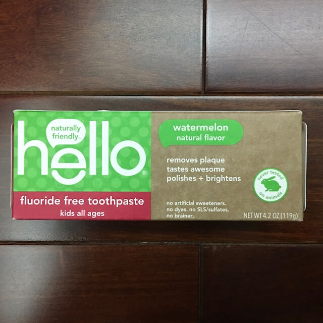 Kem đánh răng hữu cơ organic cho bé Hello