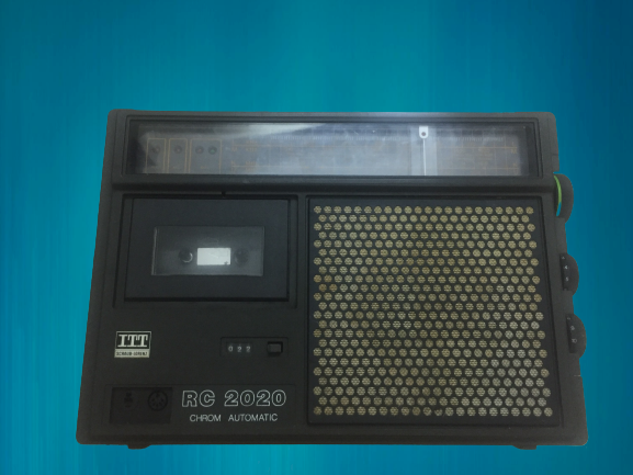 RADIO CASSETTE CỔ ĐIỂN