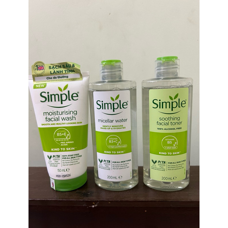 Bộ 3 Món Chăm Sóc Da Nhạy Cảm, Dầu Mụn, Da Khô SIMPLE