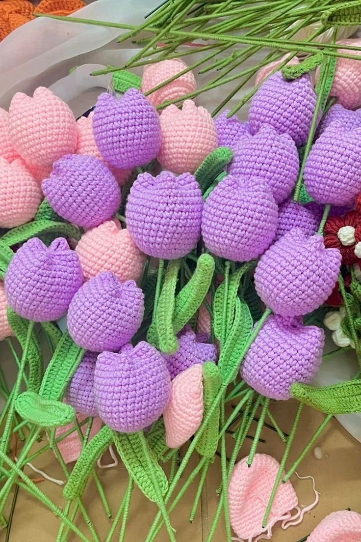 Hoa Tulip đan len lẻ 1 bông