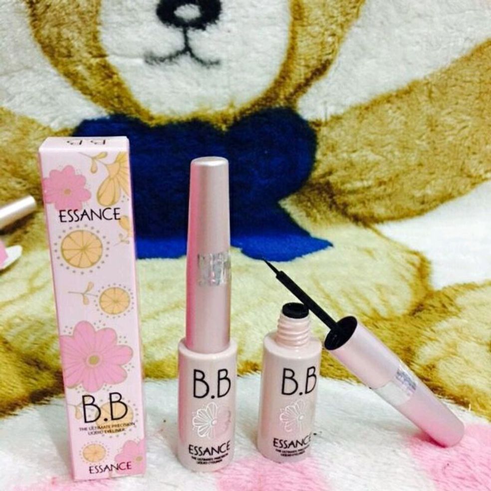 kẻ mắt nước BB ESSANCE