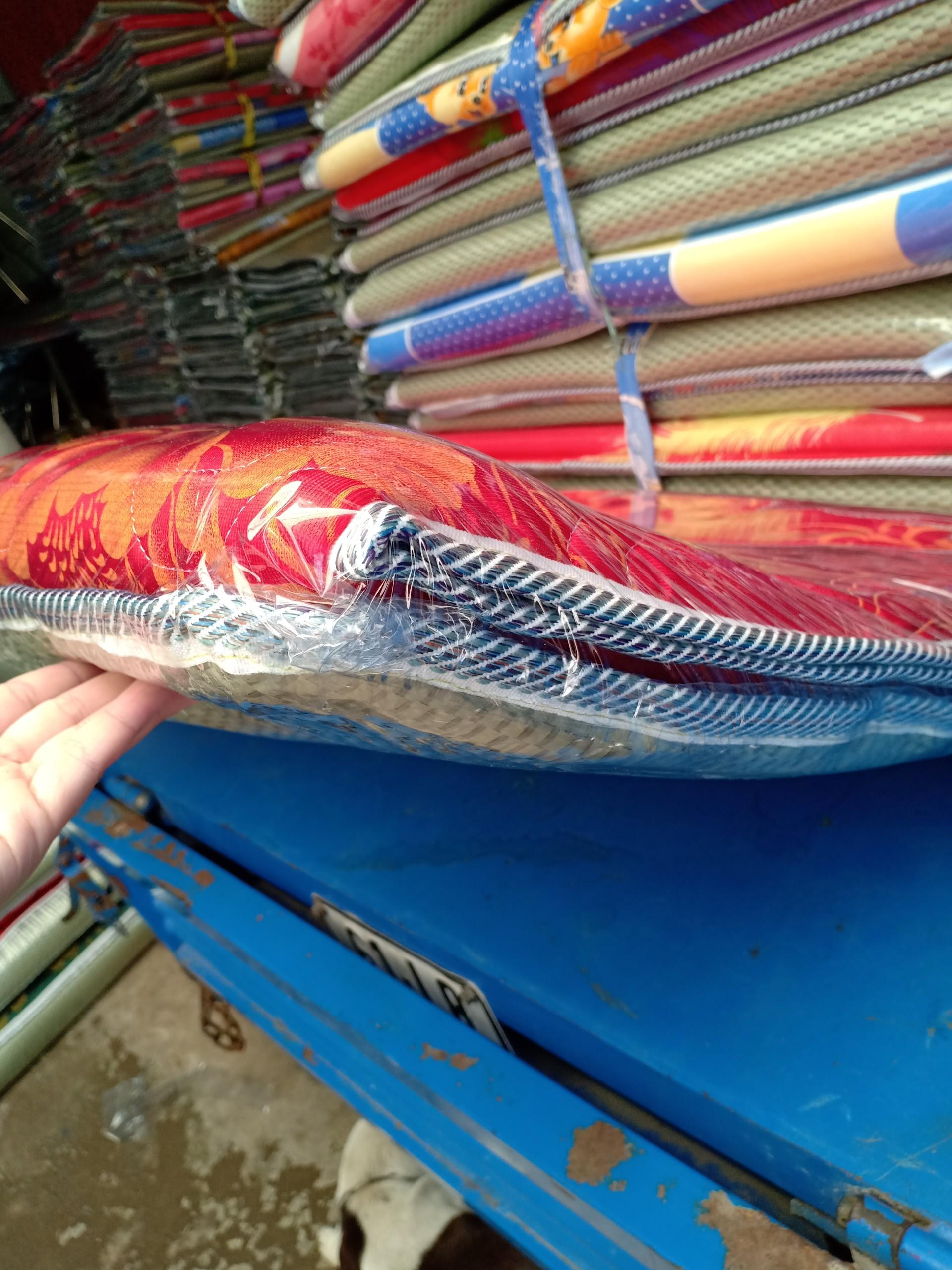 Nệm Chiếu PE (140cm X 1.95cm)