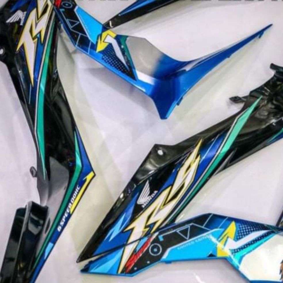 [HCM]Tem xe sonic  tem rời 3 lớp bóng cao cấp xe đen  xanh đen