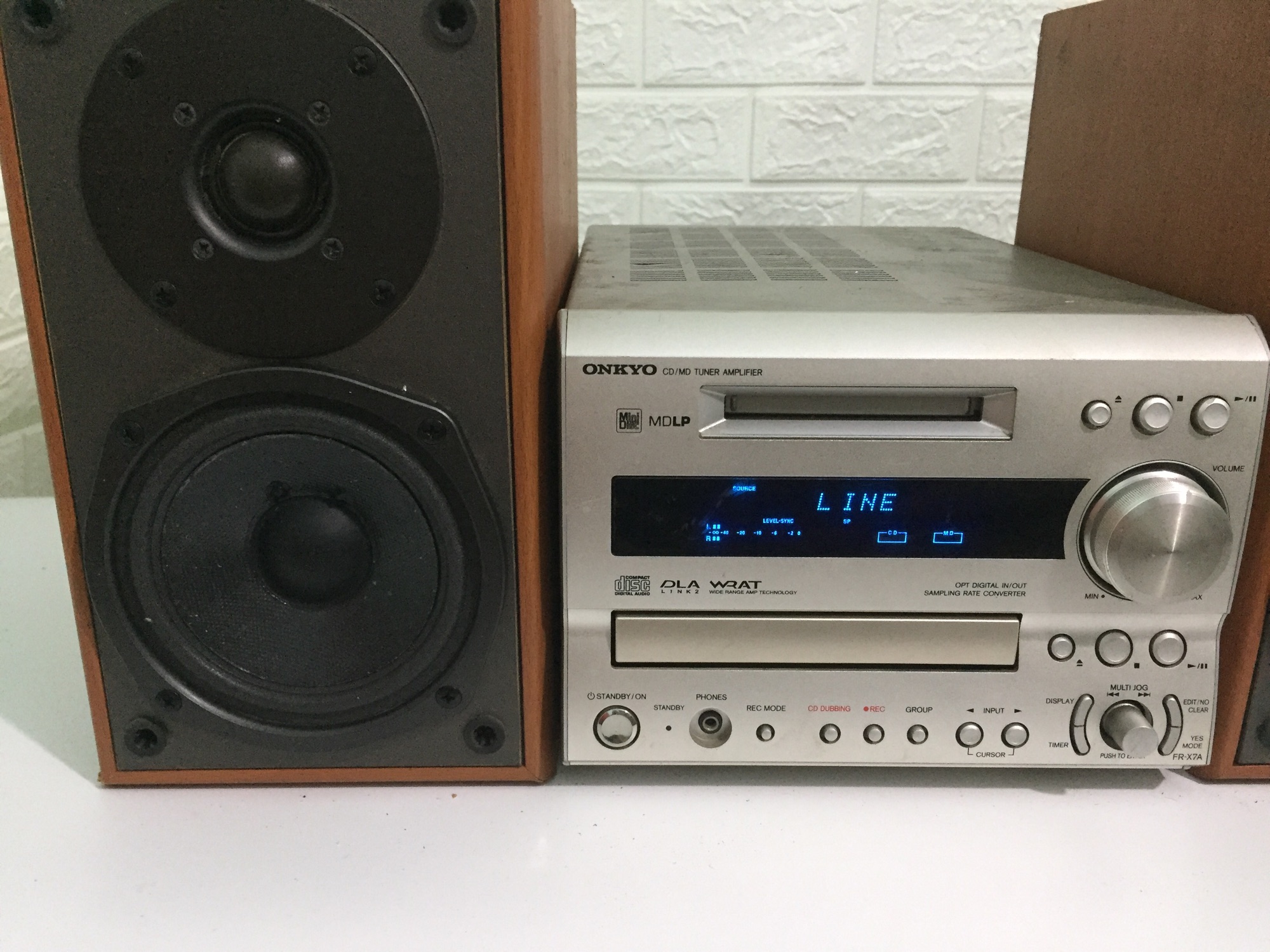Dàn Onkyo X7A có giải mã optical