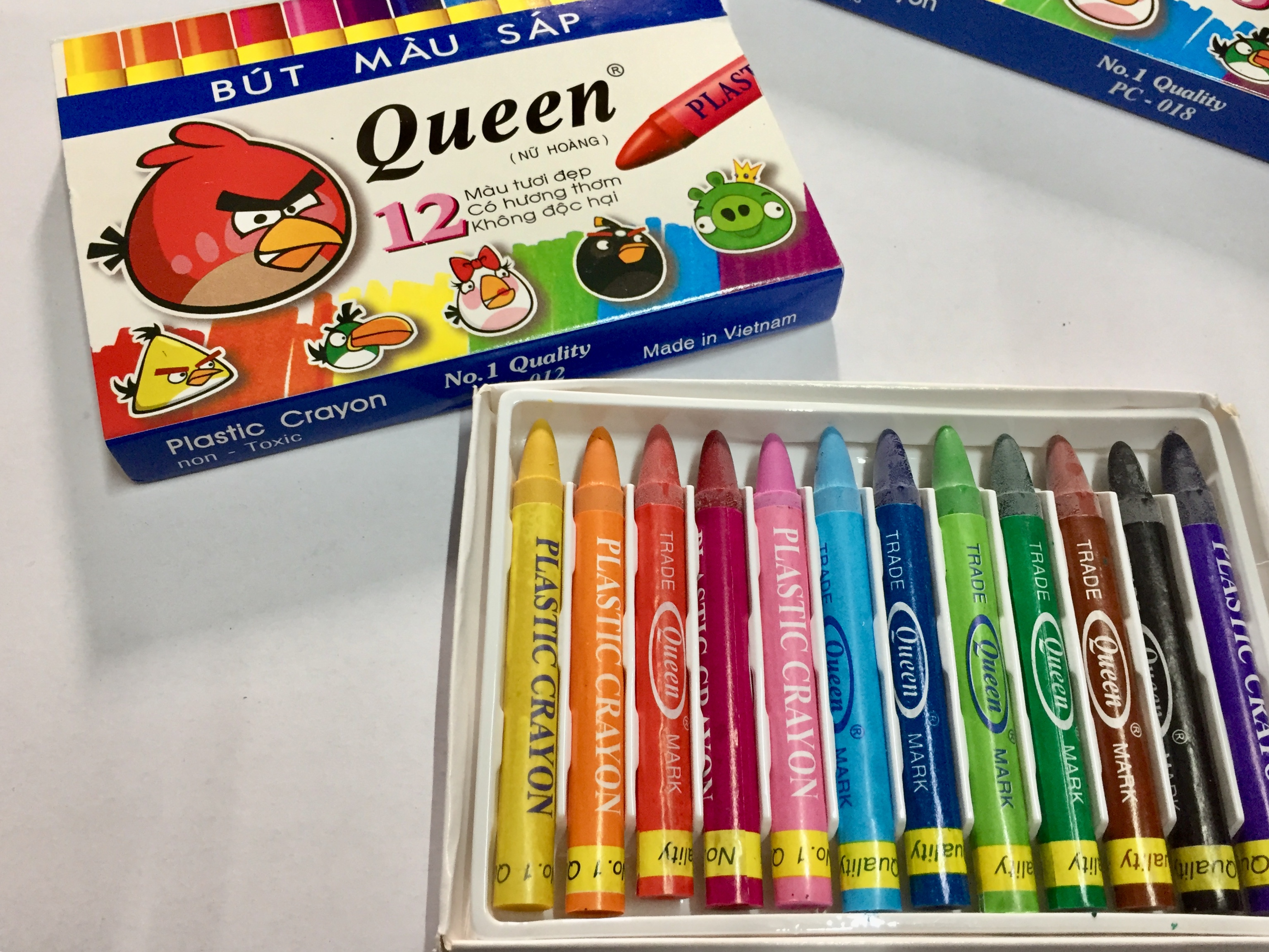 Bút Màu Sáp Queen - 12 Màu