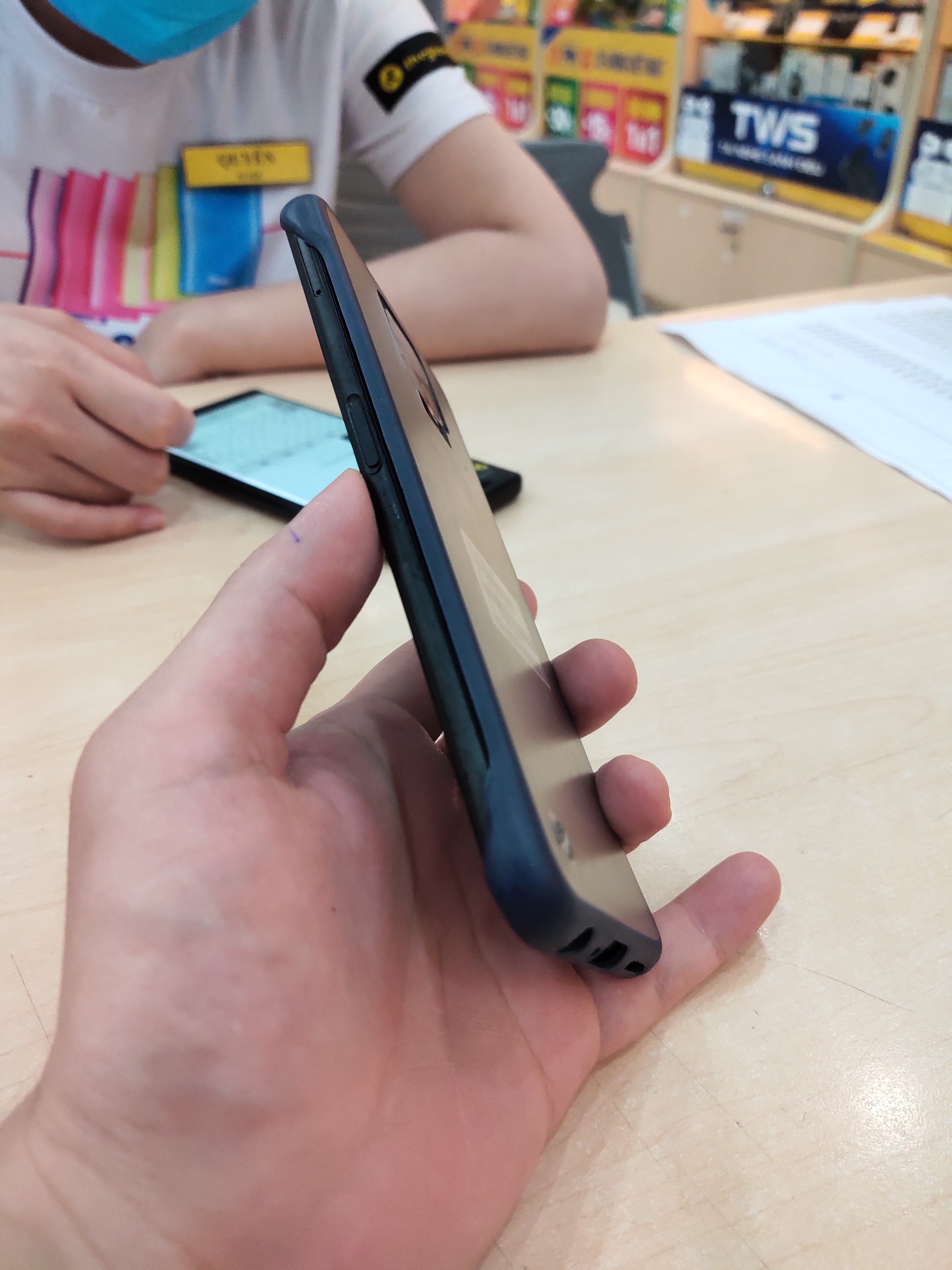 Ốp Vsmart Aris, Live 4, Joy 4 không viền