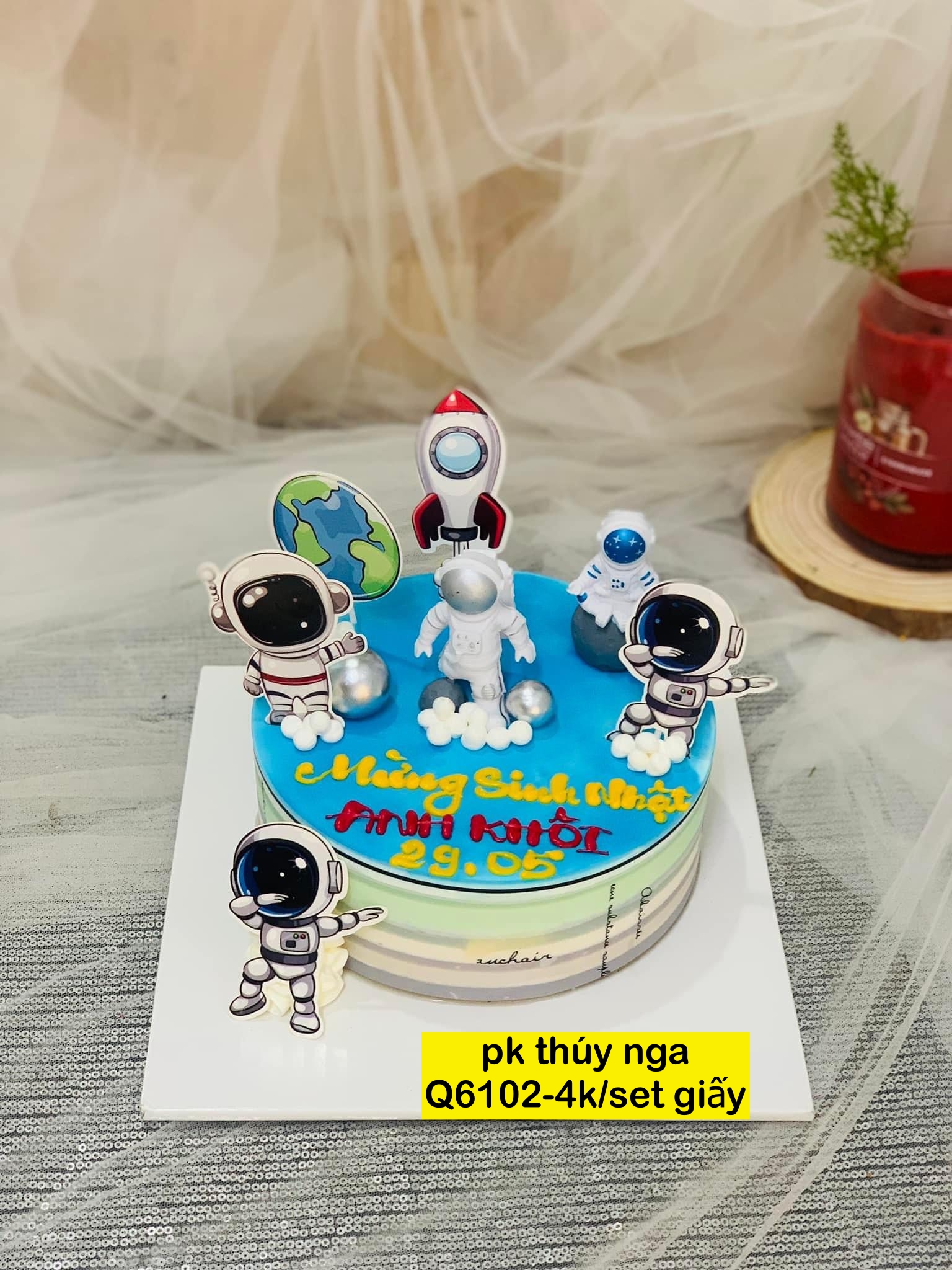 Bộ 3 mô hình phi hành gia trang trí bánh sinh nhật