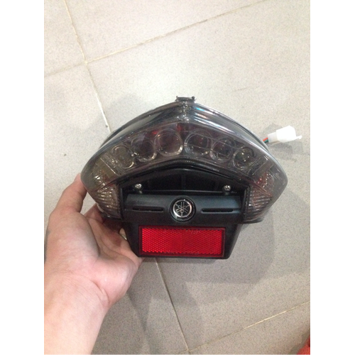 đèn hậu sirius x1r
