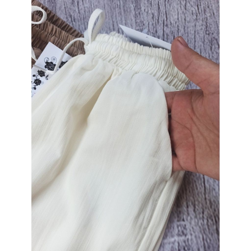 Quần ngố lửng nữ đũi xước