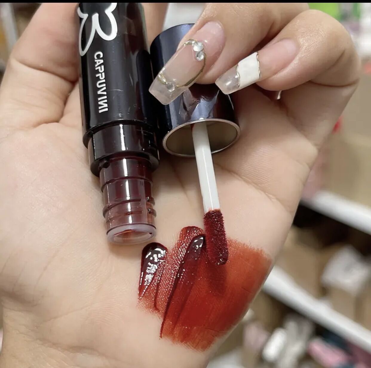 Son Tint Bóng Thỏ Đen Hồng CAPPUVINI Clarinet Lip Gloss