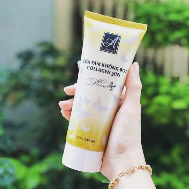 [HCM]Sữa tắm trắng không bọt colagen 3 in 1